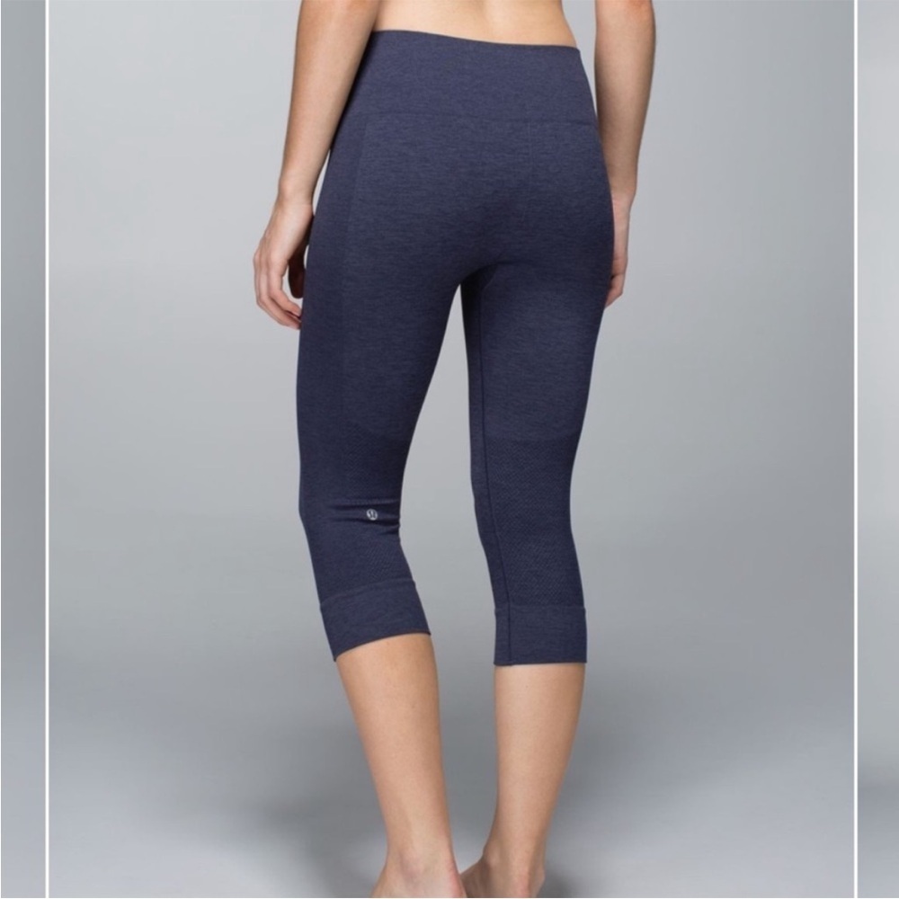 Lululemon Seamlessly Street Crop - Picture 1 of 5